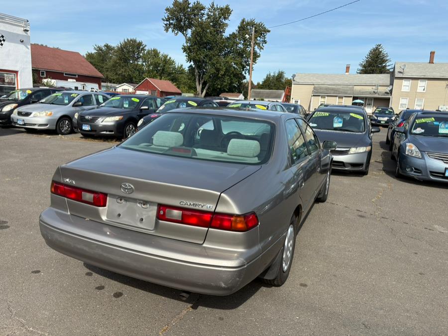 1998 Toyota Camry 4dr Sdn LE Auto, available for sale in East Windsor, Connecticut | CT Car Co LLC. East Windsor, Connecticut 1998 Toyota Camry 4dr Sdn LE Auto, available for sale in East Windsor, Connecticut | CT Car Co LLC. East Windsor, Connecticut