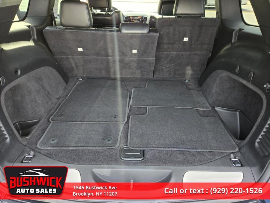 2019 Jeep Grand Cherokee Limited 4x4, available for sale in Brooklyn, New York | Bushwick Auto Sales LLC. Brooklyn, New York 2019 Jeep Grand Cherokee Limited 4x4, available for sale in Brooklyn, New York | Bushwick Auto Sales LLC. Brooklyn, New York