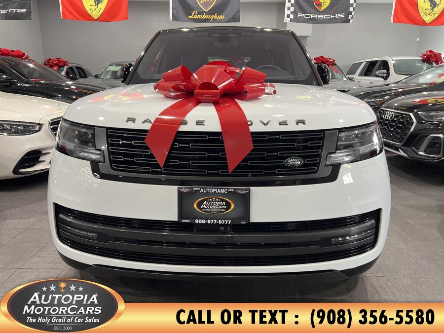 2023 Land Rover Range Rover SE photo 8