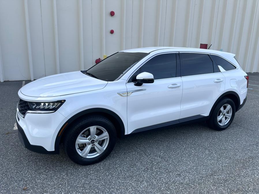 2023 Kia Sorento LX photo 14