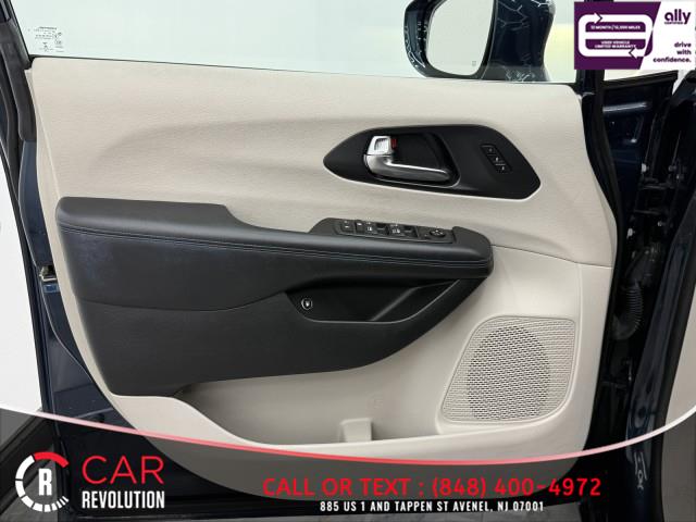 2021 Chrysler Pacifica Hybrid Hybrid Touring L, available for sale in Avenel, New Jersey | Car Revolution. Avenel, New Jersey 2021 Chrysler Pacifica Hybrid Hybrid Touring L, available for sale in Avenel, New Jersey | Car Revolution. Avenel, New Jersey
