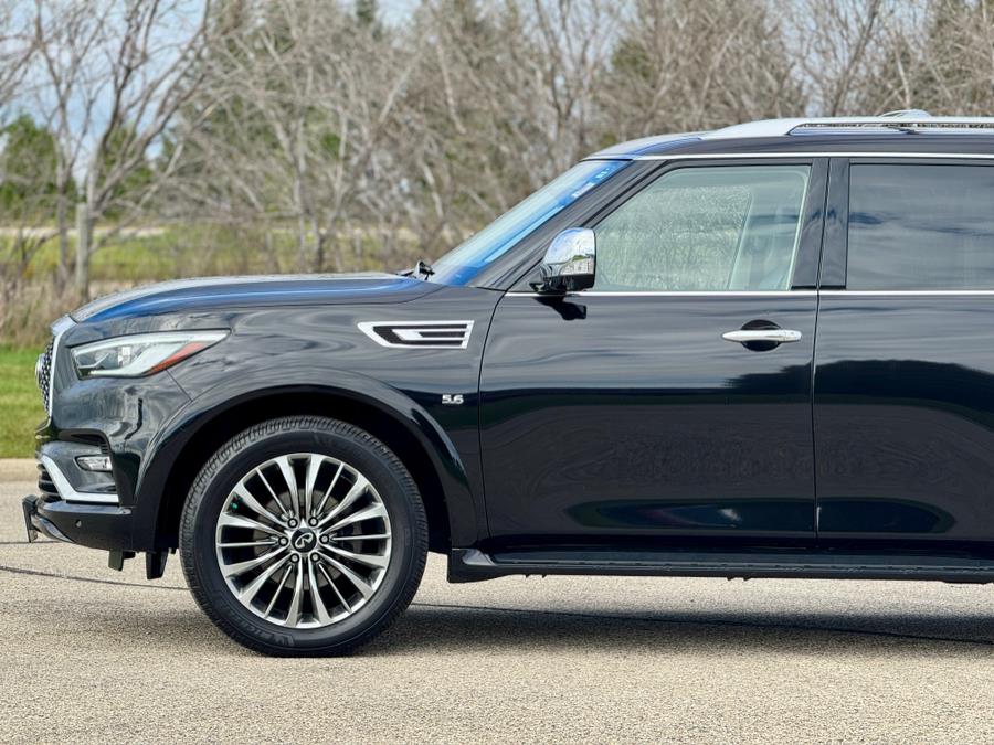 2019 Infiniti QX80 Luxe photo 4