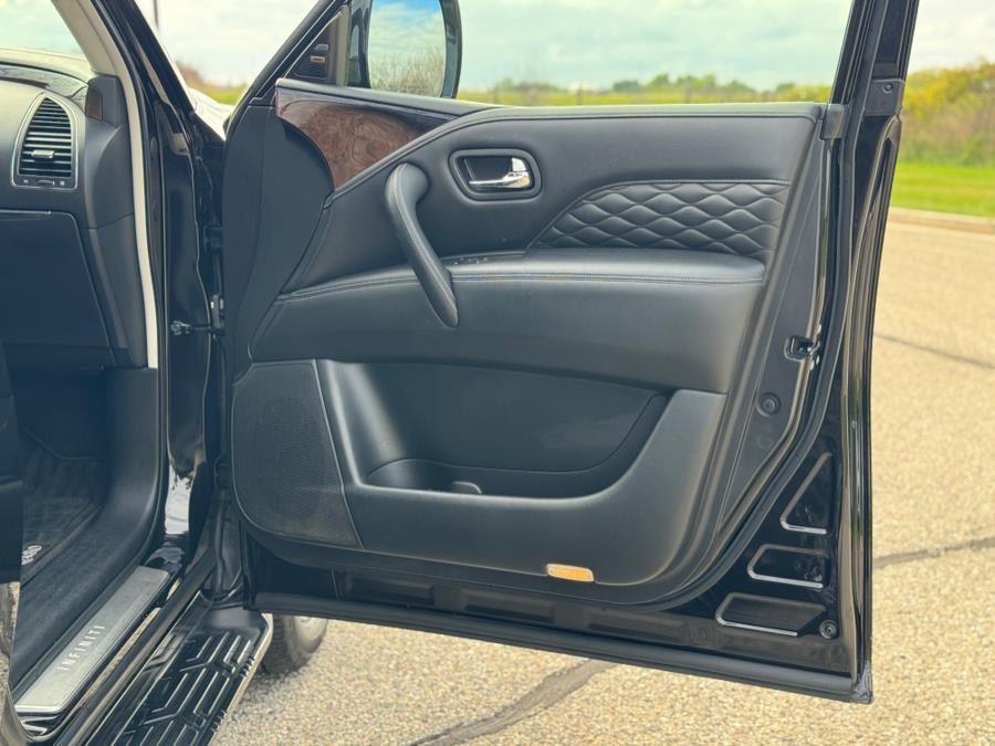 2019 Infiniti QX80 Luxe photo 43
