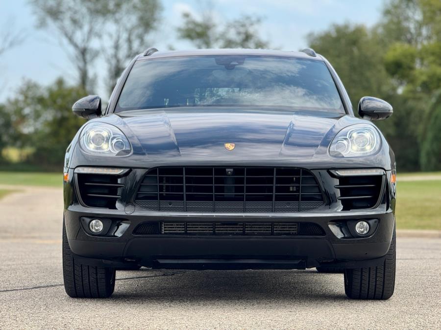 2017 Porsche Macan Base photo 13