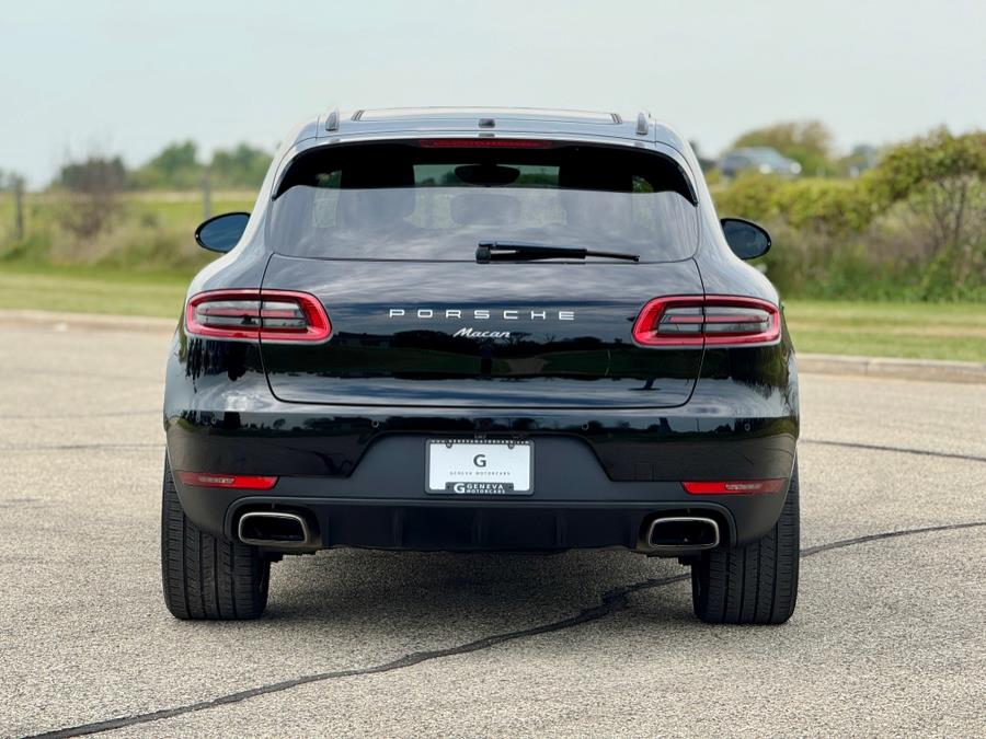 2017 Porsche Macan Base photo 8