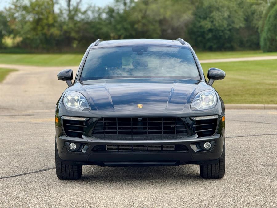 2017 Porsche Macan Base photo 12