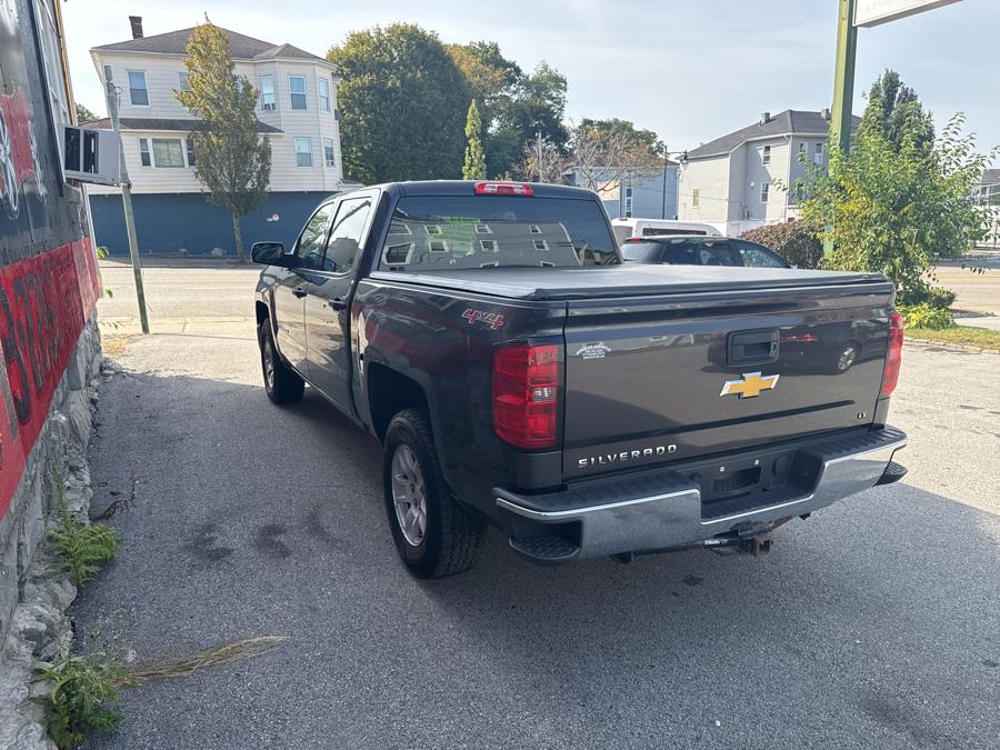 2014 Chevrolet Silverado 1500 4WD Crew Cab 143.5" LT w/1LT, available for sale in Worcester, Massachusetts | Worcester Auto Outlet LLC. Worcester, Massachusetts 2014 Chevrolet Silverado 1500 4WD Crew Cab 143.5" LT w/1LT, available for sale in Worcester, Massachusetts | Worcester Auto Outlet LLC. Worcester, Massachusetts