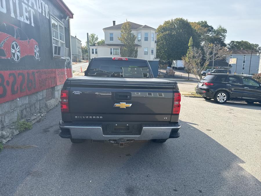 2014 Chevrolet Silverado 1500 4WD Crew Cab 143.5" LT w/1LT, available for sale in Worcester, Massachusetts | Worcester Auto Outlet LLC. Worcester, Massachusetts 2014 Chevrolet Silverado 1500 4WD Crew Cab 143.5" LT w/1LT, available for sale in Worcester, Massachusetts | Worcester Auto Outlet LLC. Worcester, Massachusetts