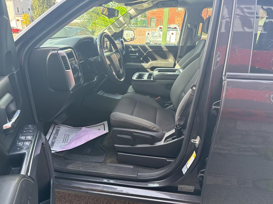 2014 Chevrolet Silverado 1500 4WD Crew Cab 143.5" LT w/1LT, available for sale in Worcester, Massachusetts | Worcester Auto Outlet LLC. Worcester, Massachusetts 2014 Chevrolet Silverado 1500 4WD Crew Cab 143.5" LT w/1LT, available for sale in Worcester, Massachusetts | Worcester Auto Outlet LLC. Worcester, Massachusetts