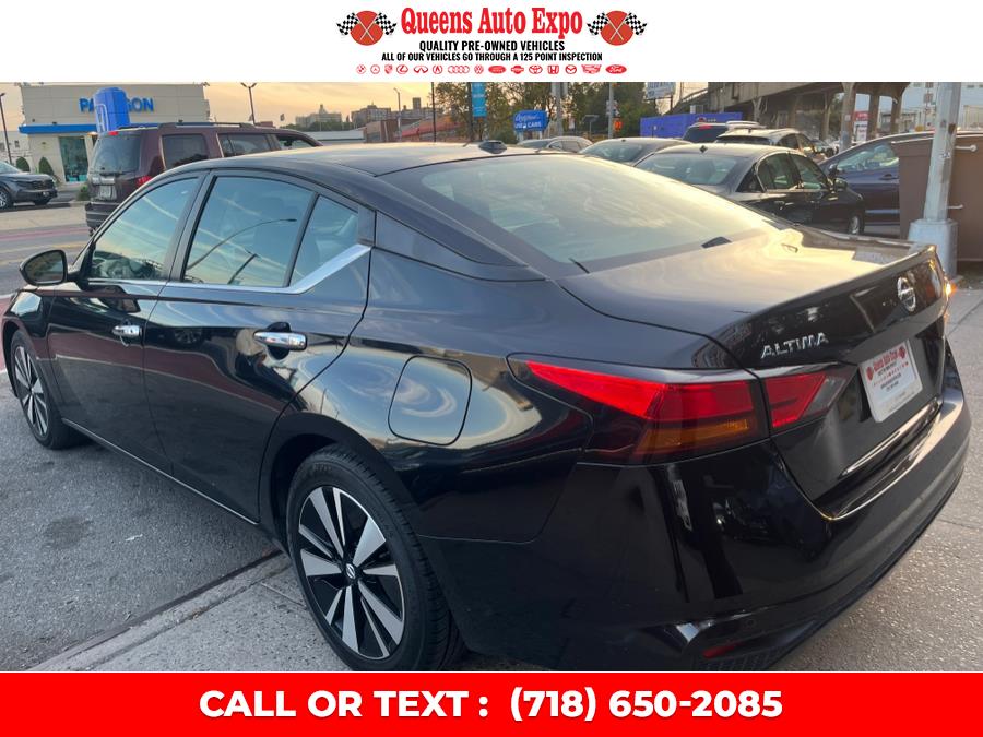 2021 Nissan Altima 2.5 SV photo 3