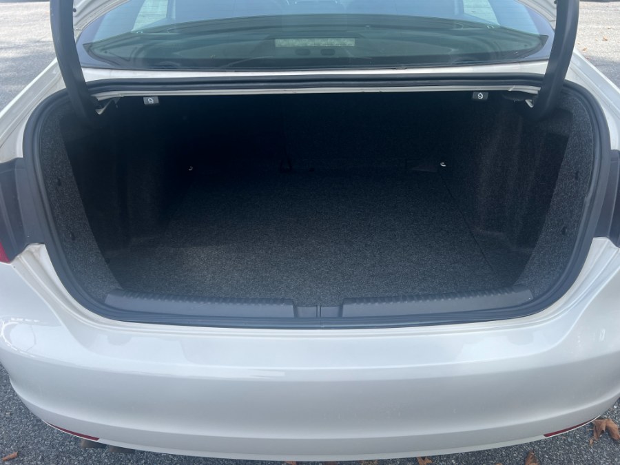 2014 Volkswagen Jetta Sedan 4dr Auto S, available for sale in Bethlehem, Pennsylvania | Best Auto Deals LLC. Bethlehem, Pennsylvania 2014 Volkswagen Jetta Sedan 4dr Auto S, available for sale in Bethlehem, Pennsylvania | Best Auto Deals LLC. Bethlehem, Pennsylvania