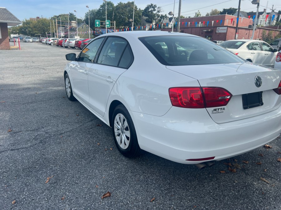 2014 Volkswagen Jetta Sedan 4dr Auto S, available for sale in Bethlehem, Pennsylvania | Best Auto Deals LLC. Bethlehem, Pennsylvania 2014 Volkswagen Jetta Sedan 4dr Auto S, available for sale in Bethlehem, Pennsylvania | Best Auto Deals LLC. Bethlehem, Pennsylvania