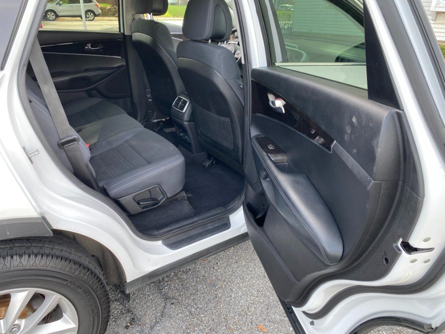 2017 Kia Sorento LX V6 AWD, available for sale in Bethlehem, Pennsylvania | Best Auto Deals LLC. Bethlehem, Pennsylvania 2017 Kia Sorento LX V6 AWD, available for sale in Bethlehem, Pennsylvania | Best Auto Deals LLC. Bethlehem, Pennsylvania
