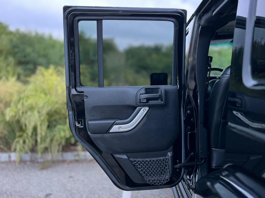 2016 Jeep Wrangler Unlimited 4WD 4dr Rubicon Hard Rock, available for sale in Paterson, New Jersey | Speedway Motors LLC. Paterson, New Jersey 2016 Jeep Wrangler Unlimited 4WD 4dr Rubicon Hard Rock, available for sale in Paterson, New Jersey | Speedway Motors LLC. Paterson, New Jersey