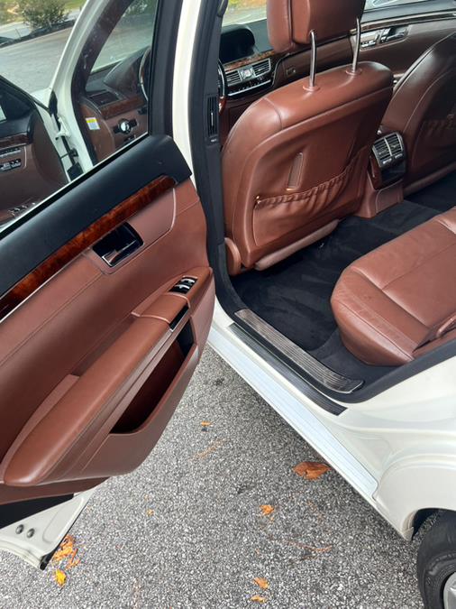 2013 Mercedes-Benz S-Class 4dr Sdn S 550 RWD, available for sale in Atlanta, Georgia | A&S Auto Broker LLC. Atlanta, Georgia 2013 Mercedes-Benz S-Class 4dr Sdn S 550 RWD, available for sale in Atlanta, Georgia | A&S Auto Broker LLC. Atlanta, Georgia