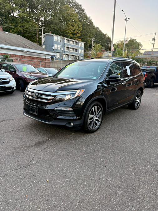 2017 Honda Pilot Elite AWD, available for sale in Shelton, Connecticut | Center Motorsports LLC. Shelton, Connecticut
