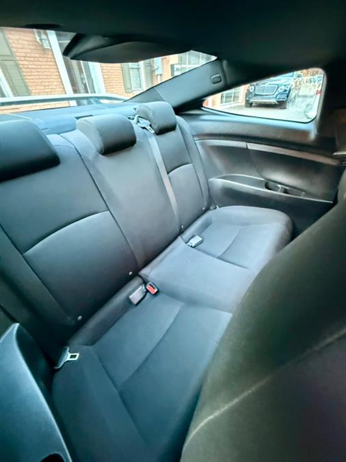 2018 Honda Civic Si Coupe Manual w/High Performance Tires, available for sale in Shelton, Connecticut | Center Motorsports LLC. Shelton, Connecticut 2018 Honda Civic Si Coupe Manual w/High Performance Tires, available for sale in Shelton, Connecticut | Center Motorsports LLC. Shelton, Connecticut