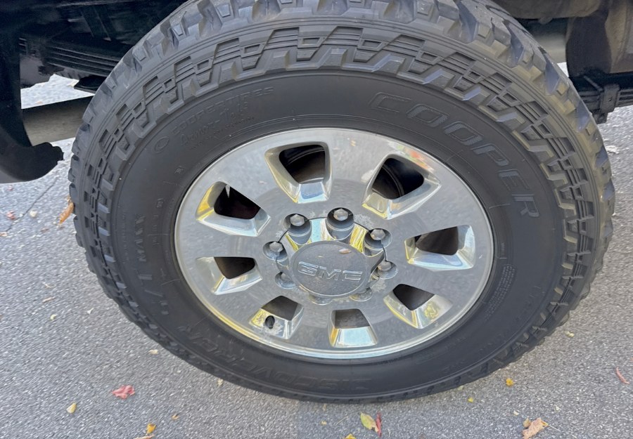 2013 GMC Sierra 2500HD 4WD Crew Cab 153.7" SLE, available for sale in Manchester, New Hampshire | Second Street Auto Sales Inc. Manchester, New Hampshire 2013 GMC Sierra 2500HD 4WD Crew Cab 153.7" SLE, available for sale in Manchester, New Hampshire | Second Street Auto Sales Inc. Manchester, New Hampshire