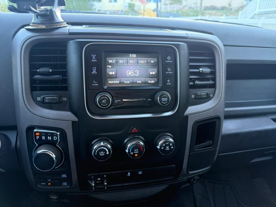 2018 Ram 1500 Express photo 12