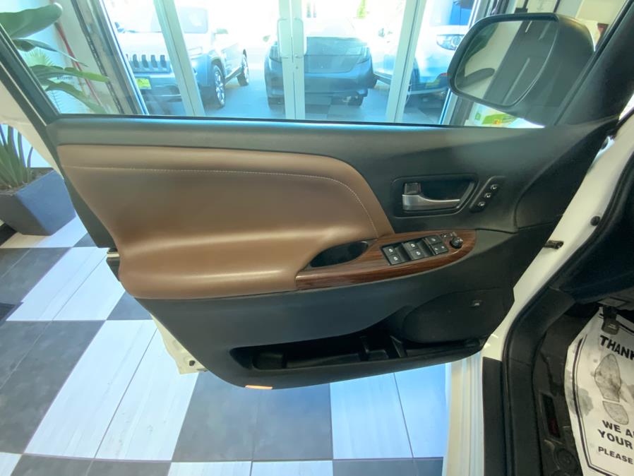 2018 Toyota Sienna XLE AWD 7-Passenger (Natl), available for sale in Hartford, Connecticut | Franklin Motors Auto Sales LLC. Hartford, Connecticut 2018 Toyota Sienna XLE AWD 7-Passenger (Natl), available for sale in Hartford, Connecticut | Franklin Motors Auto Sales LLC. Hartford, Connecticut