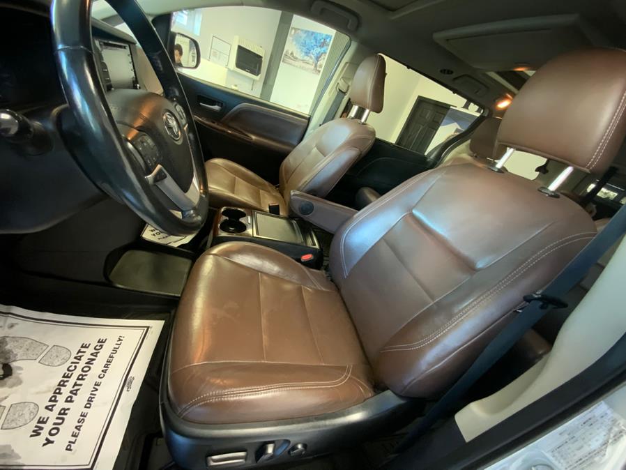 2018 Toyota Sienna XLE AWD 7-Passenger (Natl), available for sale in Hartford, Connecticut | Franklin Motors Auto Sales LLC. Hartford, Connecticut 2018 Toyota Sienna XLE AWD 7-Passenger (Natl), available for sale in Hartford, Connecticut | Franklin Motors Auto Sales LLC. Hartford, Connecticut