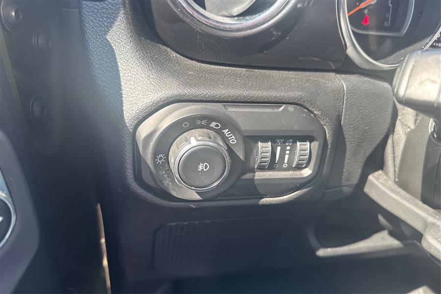 2021 Jeep Wrangler Unlimited Sahara Altitude 4x4, available for sale in Lindenhurst, New York | Power Motor Group. Lindenhurst, New York 2021 Jeep Wrangler Unlimited Sahara Altitude 4x4, available for sale in Lindenhurst, New York | Power Motor Group. Lindenhurst, New York