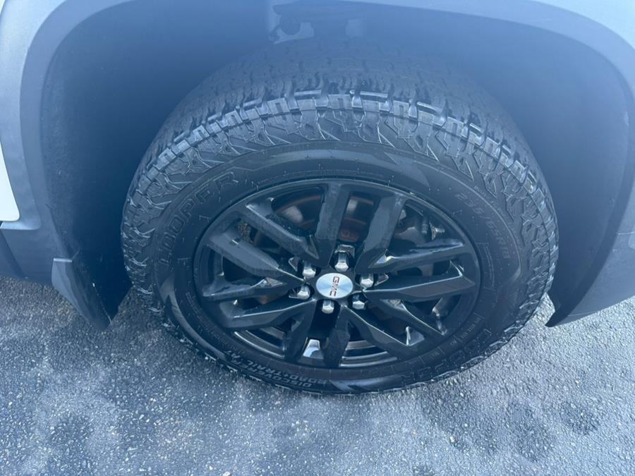 2019 GMC Acadia AWD 4dr SLT w/SLT-1, available for sale in East Windsor, Connecticut | Century Auto And Truck. East Windsor, Connecticut 2019 GMC Acadia AWD 4dr SLT w/SLT-1, available for sale in East Windsor, Connecticut | Century Auto And Truck. East Windsor, Connecticut