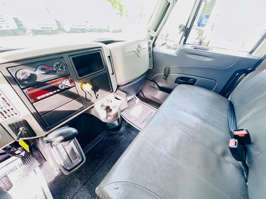 2018 International 4300 26 FEET DRY BOX  + CUMMINS  + LIFT GATE + NO CDL, available for sale in South Amboy, New Jersey | NJ Truck Spot. South Amboy, New Jersey 2018 International 4300 26 FEET DRY BOX  + CUMMINS  + LIFT GATE + NO CDL, available for sale in South Amboy, New Jersey | NJ Truck Spot. South Amboy, New Jersey