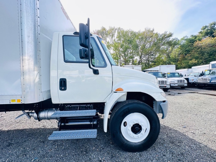 2018 International 4300 26 FEET DRY BOX  + CUMMINS  + LIFT GATE + NO CDL, available for sale in South Amboy, New Jersey | NJ Truck Spot. South Amboy, New Jersey 2018 International 4300 26 FEET DRY BOX  + CUMMINS  + LIFT GATE + NO CDL, available for sale in South Amboy, New Jersey | NJ Truck Spot. South Amboy, New Jersey