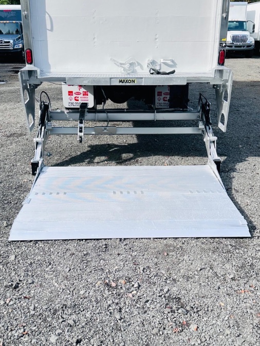2018 International 4300 26 FEET DRY BOX  + CUMMINS  + LIFT GATE + NO CDL, available for sale in South Amboy, New Jersey | NJ Truck Spot. South Amboy, New Jersey 2018 International 4300 26 FEET DRY BOX  + CUMMINS  + LIFT GATE + NO CDL, available for sale in South Amboy, New Jersey | NJ Truck Spot. South Amboy, New Jersey