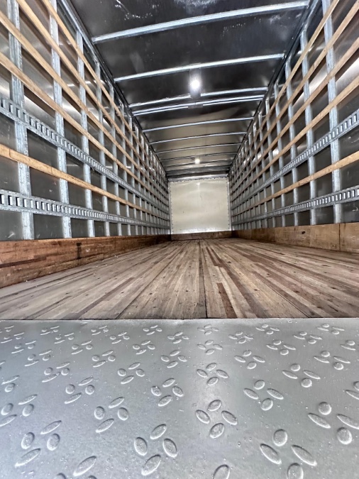 2018 International 4300 26 FEET DRY BOX  + CUMMINS  + LIFT GATE + NO CDL, available for sale in South Amboy, New Jersey | NJ Truck Spot. South Amboy, New Jersey 2018 International 4300 26 FEET DRY BOX  + CUMMINS  + LIFT GATE + NO CDL, available for sale in South Amboy, New Jersey | NJ Truck Spot. South Amboy, New Jersey