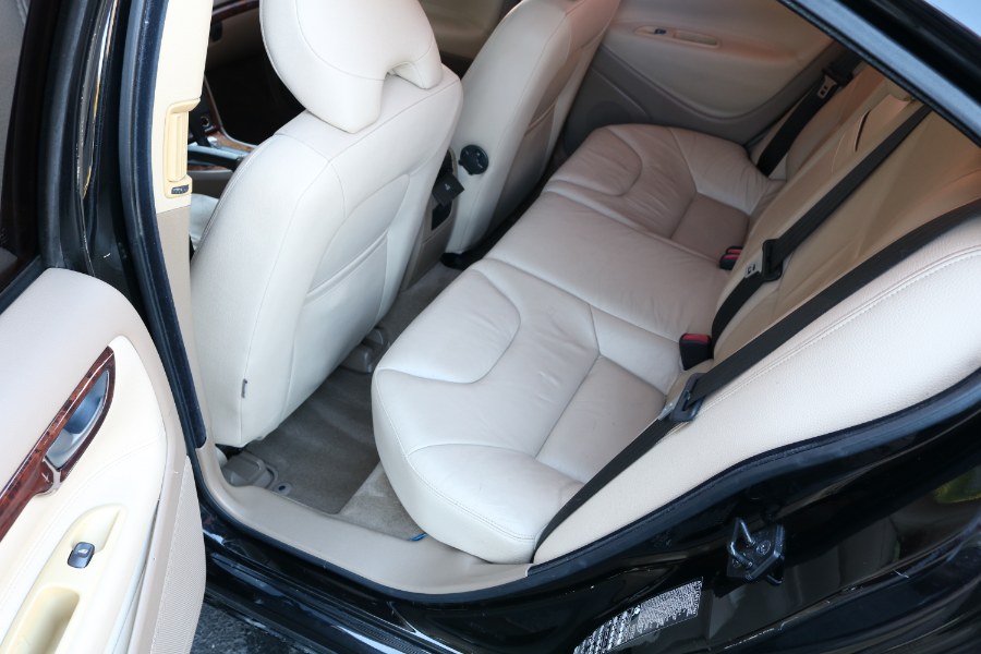 2006 Volvo S60 2.5L Turbo Auto w/Sunroof, available for sale in Bristol, Connecticut | Dealmax Motors LLC. Bristol, Connecticut 2006 Volvo S60 2.5L Turbo Auto w/Sunroof, available for sale in Bristol, Connecticut | Dealmax Motors LLC. Bristol, Connecticut