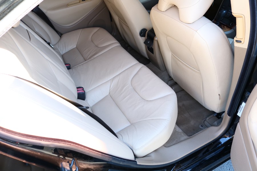 2006 Volvo S60 2.5L Turbo Auto w/Sunroof, available for sale in Bristol, Connecticut | Dealmax Motors LLC. Bristol, Connecticut 2006 Volvo S60 2.5L Turbo Auto w/Sunroof, available for sale in Bristol, Connecticut | Dealmax Motors LLC. Bristol, Connecticut
