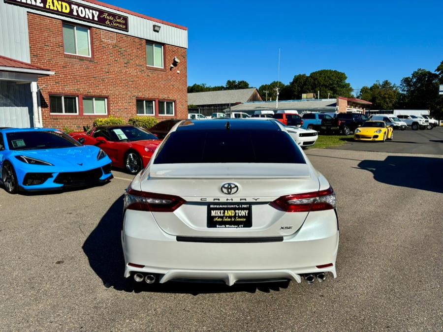2019 Toyota Camry XSE photo 7