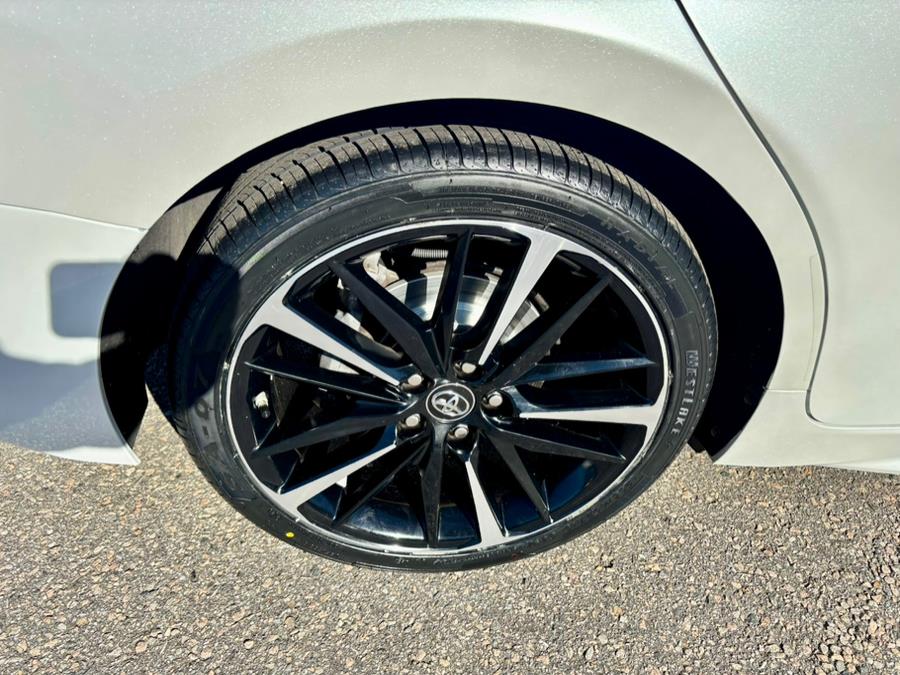2019 Toyota Camry XSE photo 30