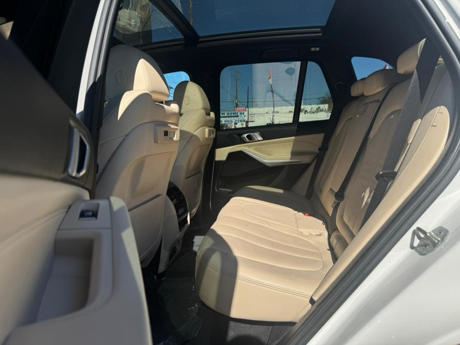 2021 BMW X5 xDrive40i Sports Activity Vehicle, available for sale in Linden, New Jersey | Champion Used Auto Sales. Linden, New Jersey 2021 BMW X5 xDrive40i Sports Activity Vehicle, available for sale in Linden, New Jersey | Champion Used Auto Sales. Linden, New Jersey