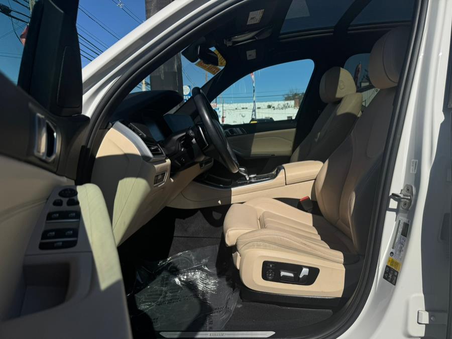 2021 BMW X5 xDrive40i Sports Activity Vehicle, available for sale in Linden, New Jersey | Champion Used Auto Sales. Linden, New Jersey 2021 BMW X5 xDrive40i Sports Activity Vehicle, available for sale in Linden, New Jersey | Champion Used Auto Sales. Linden, New Jersey