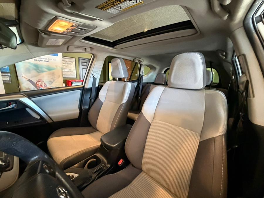 2015 Toyota RAV4 AWD 4dr XLE (Natl), available for sale in West Hartford, Connecticut | AutoMax. West Hartford, Connecticut 2015 Toyota RAV4 AWD 4dr XLE (Natl), available for sale in West Hartford, Connecticut | AutoMax. West Hartford, Connecticut