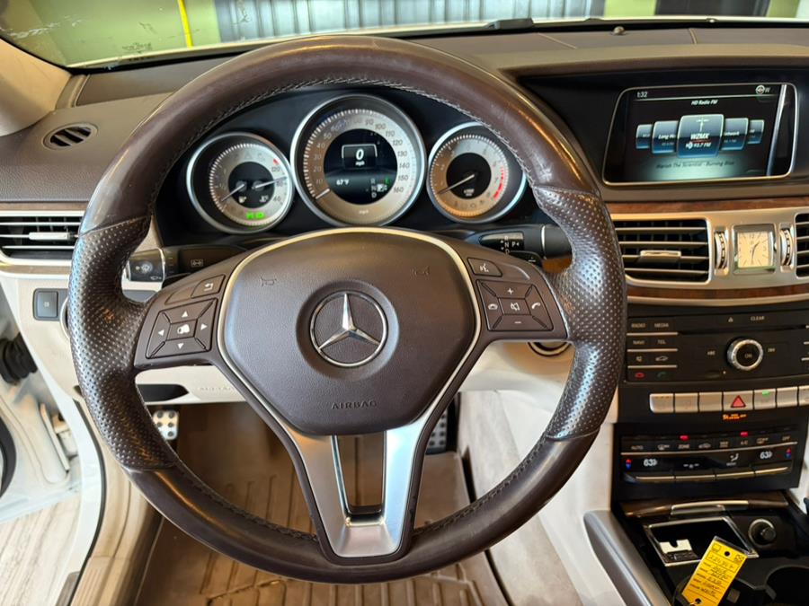 2016 Mercedes-Benz E-Class 4dr Sdn E350 Luxury 4MATIC, available for sale in West Hartford, Connecticut | AutoMax. West Hartford, Connecticut 2016 Mercedes-Benz E-Class 4dr Sdn E350 Luxury 4MATIC, available for sale in West Hartford, Connecticut | AutoMax. West Hartford, Connecticut