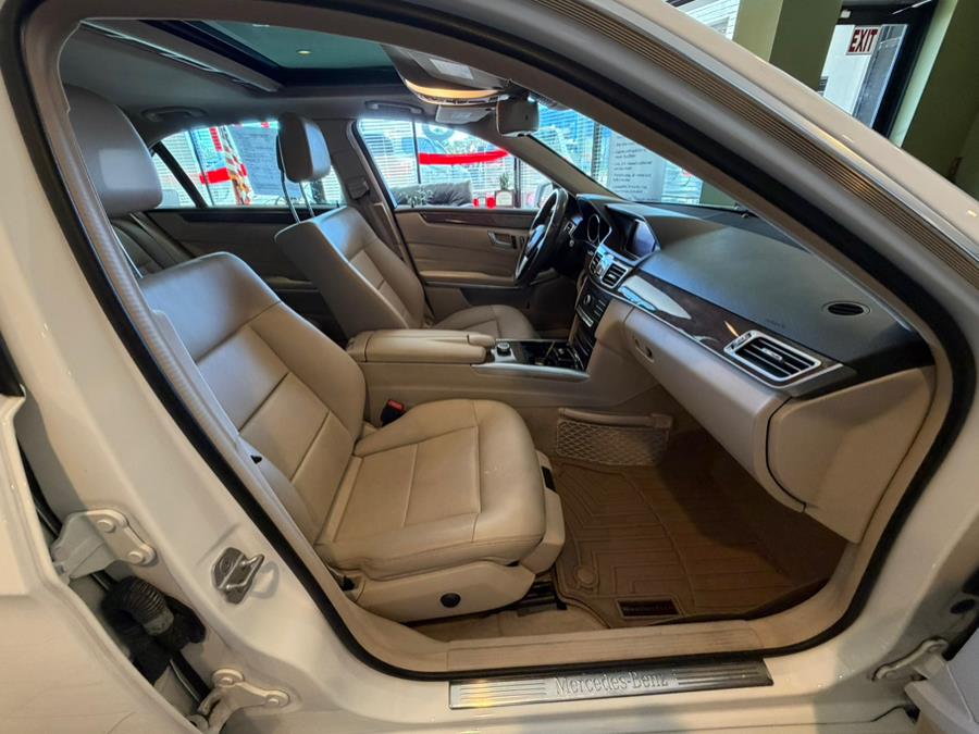 2016 Mercedes-Benz E-Class 4dr Sdn E350 Luxury 4MATIC, available for sale in West Hartford, Connecticut | AutoMax. West Hartford, Connecticut 2016 Mercedes-Benz E-Class 4dr Sdn E350 Luxury 4MATIC, available for sale in West Hartford, Connecticut | AutoMax. West Hartford, Connecticut