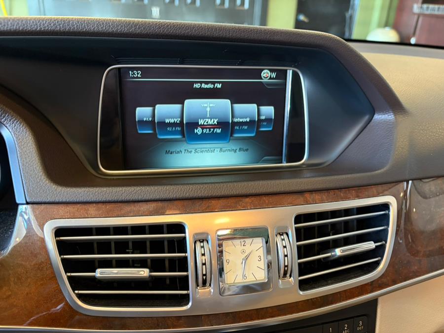 2016 Mercedes-Benz E-Class 4dr Sdn E350 Luxury 4MATIC, available for sale in West Hartford, Connecticut | AutoMax. West Hartford, Connecticut 2016 Mercedes-Benz E-Class 4dr Sdn E350 Luxury 4MATIC, available for sale in West Hartford, Connecticut | AutoMax. West Hartford, Connecticut