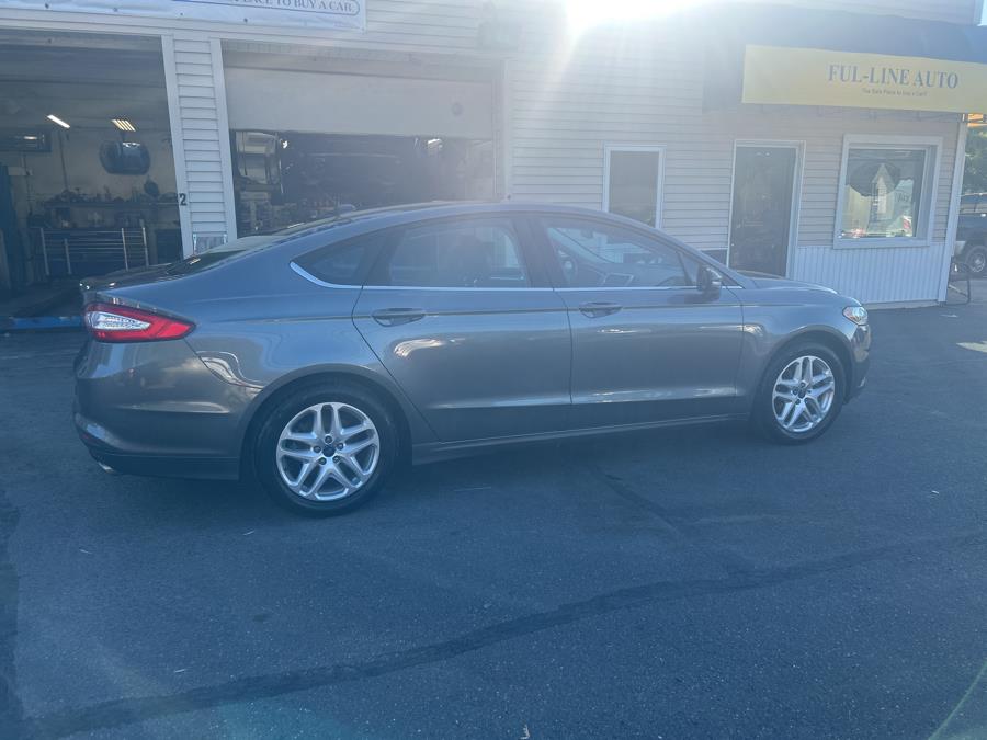 2014 Ford Fusion SE photo 4