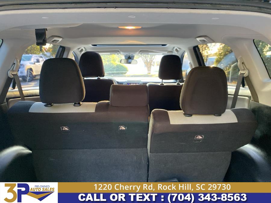 2017 Toyota RAV4 XLE FWD (Natl), available for sale in Rock Hill, South Carolina | 3 Points Auto Sales. Rock Hill, South Carolina 2017 Toyota RAV4 XLE FWD (Natl), available for sale in Rock Hill, South Carolina | 3 Points Auto Sales. Rock Hill, South Carolina