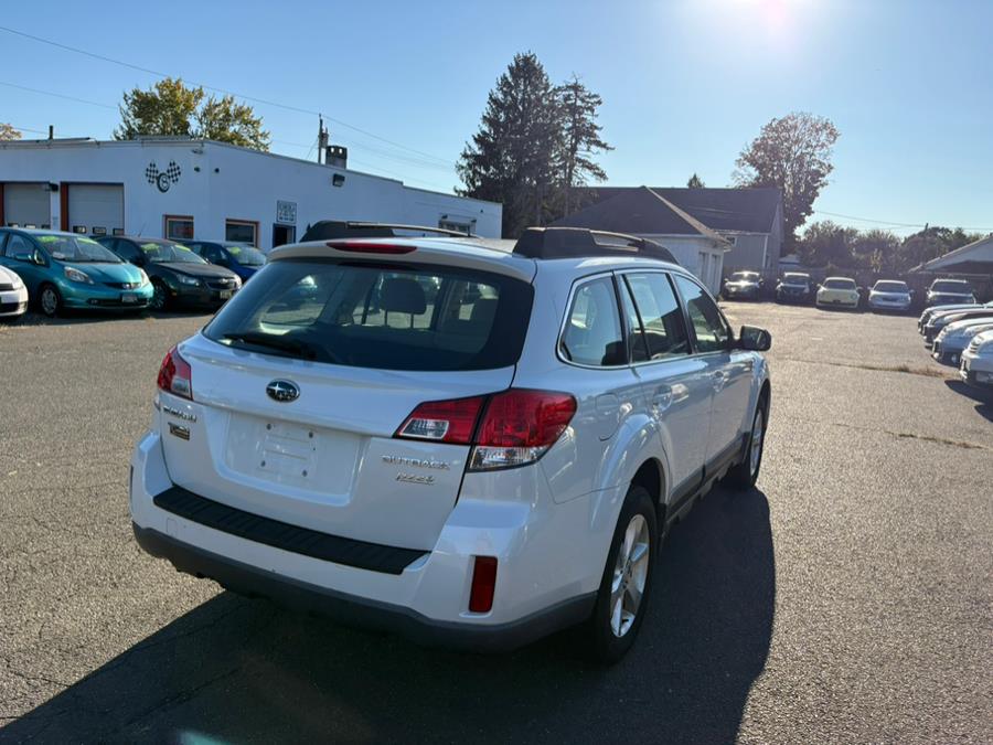 2014 Subaru Outback 4dr Wgn H4 Auto 2.5i, available for sale in East Windsor, Connecticut | CT Car Co LLC. East Windsor, Connecticut 2014 Subaru Outback 4dr Wgn H4 Auto 2.5i, available for sale in East Windsor, Connecticut | CT Car Co LLC. East Windsor, Connecticut