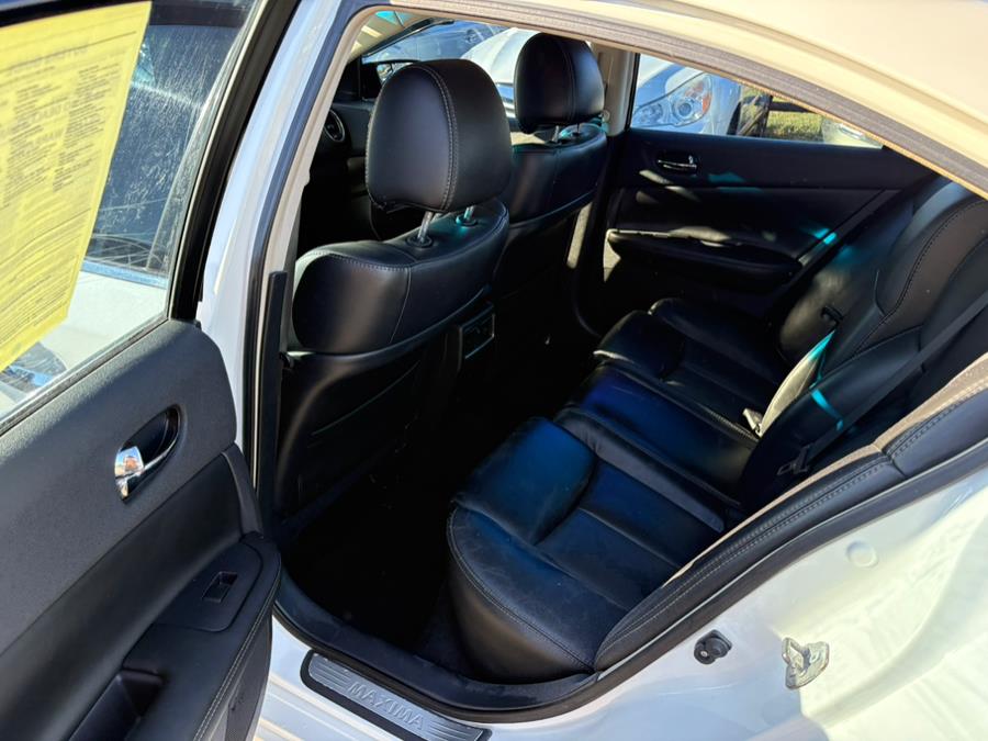 2012 Nissan Maxima 4dr Sdn V6 CVT 3.5 SV w/Premium Pkg, available for sale in East Windsor, Connecticut | CT Car Co LLC. East Windsor, Connecticut 2012 Nissan Maxima 4dr Sdn V6 CVT 3.5 SV w/Premium Pkg, available for sale in East Windsor, Connecticut | CT Car Co LLC. East Windsor, Connecticut