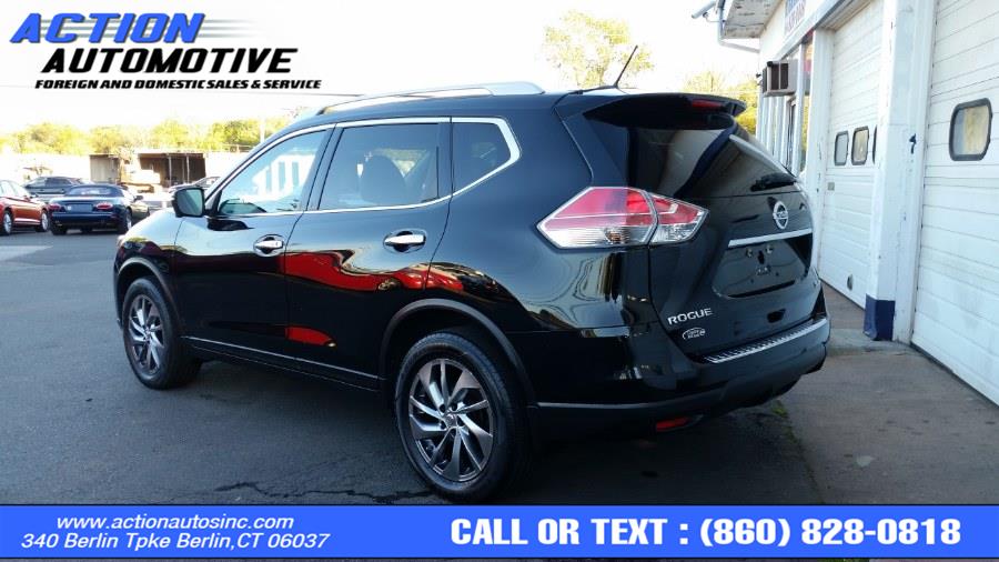 2015 Nissan Rogue SV photo 4
