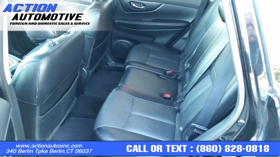 2015 Nissan Rogue SV photo 10