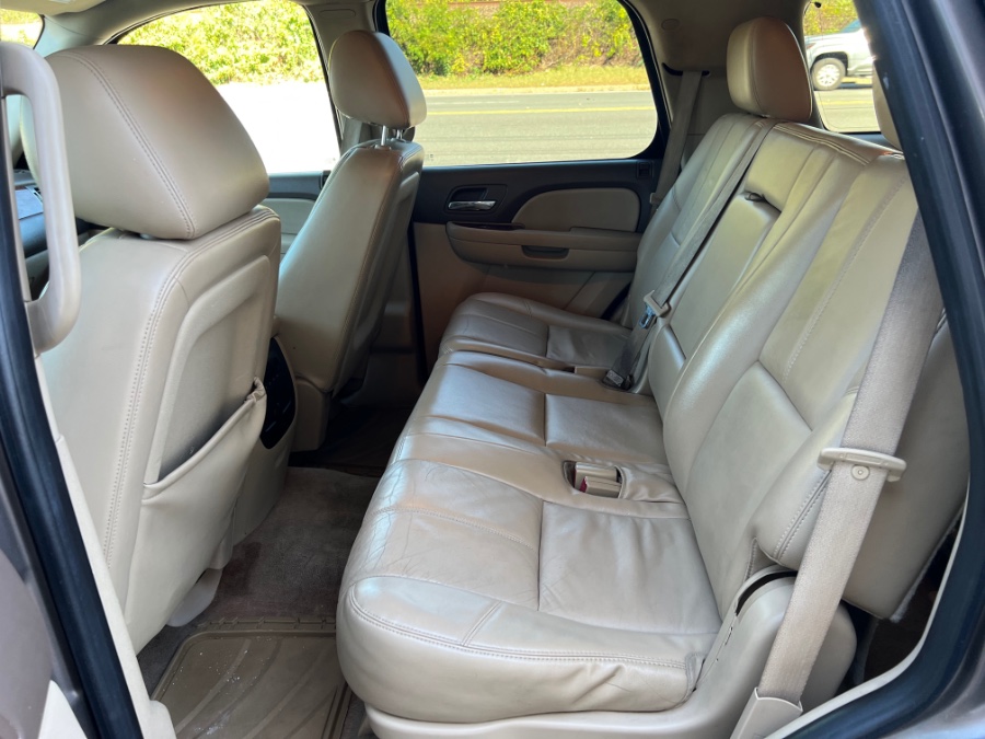 2011 Chevrolet Tahoe 4WD 4dr 1500 LT, available for sale in Westfield, Massachusetts | Auto Wings Cop. Westfield, Massachusetts 2011 Chevrolet Tahoe 4WD 4dr 1500 LT, available for sale in Westfield, Massachusetts | Auto Wings Cop. Westfield, Massachusetts