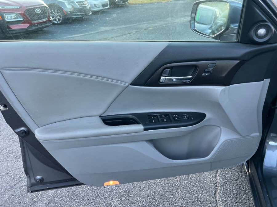 2014 Honda Accord Sedan 4dr V6 Auto EX-L w/Navi, available for sale in Westfield, Massachusetts | Auto Wings Cop. Westfield, Massachusetts 2014 Honda Accord Sedan 4dr V6 Auto EX-L w/Navi, available for sale in Westfield, Massachusetts | Auto Wings Cop. Westfield, Massachusetts