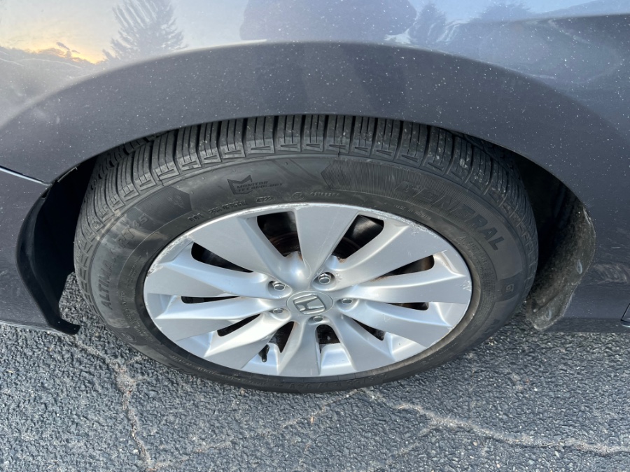 2014 Honda Accord Sedan 4dr V6 Auto EX-L w/Navi, available for sale in Westfield, Massachusetts | Auto Wings Cop. Westfield, Massachusetts 2014 Honda Accord Sedan 4dr V6 Auto EX-L w/Navi, available for sale in Westfield, Massachusetts | Auto Wings Cop. Westfield, Massachusetts